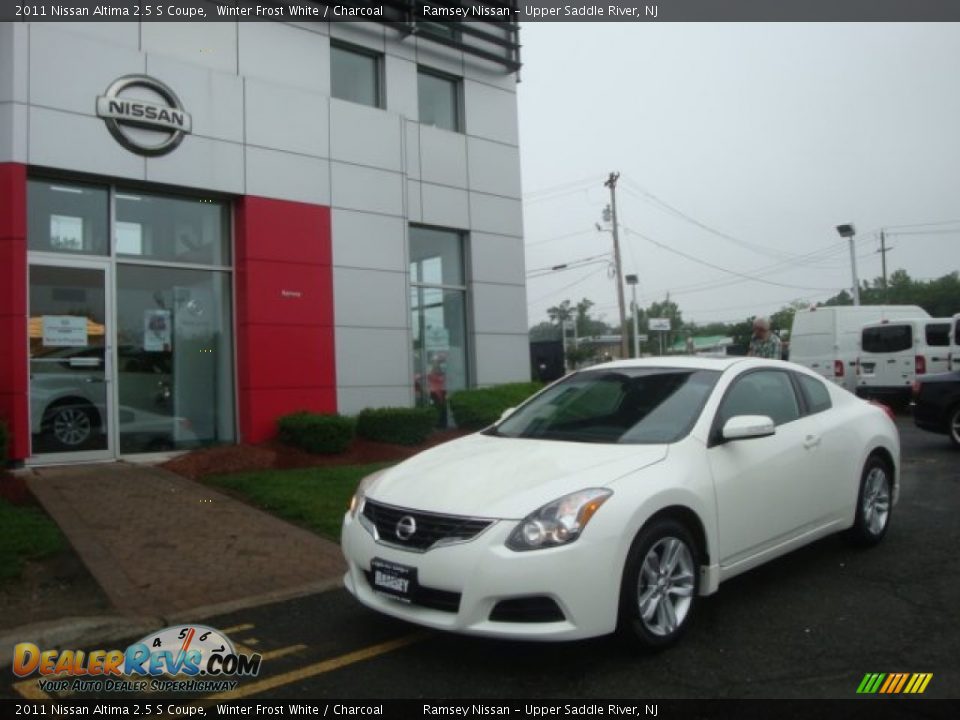 2011 Nissan Altima 2.5 S Coupe Winter Frost White / Charcoal Photo #25