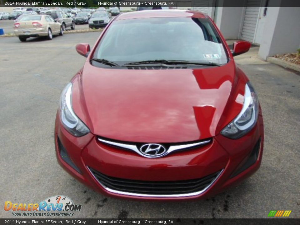 2014 Hyundai Elantra SE Sedan Red / Gray Photo #4