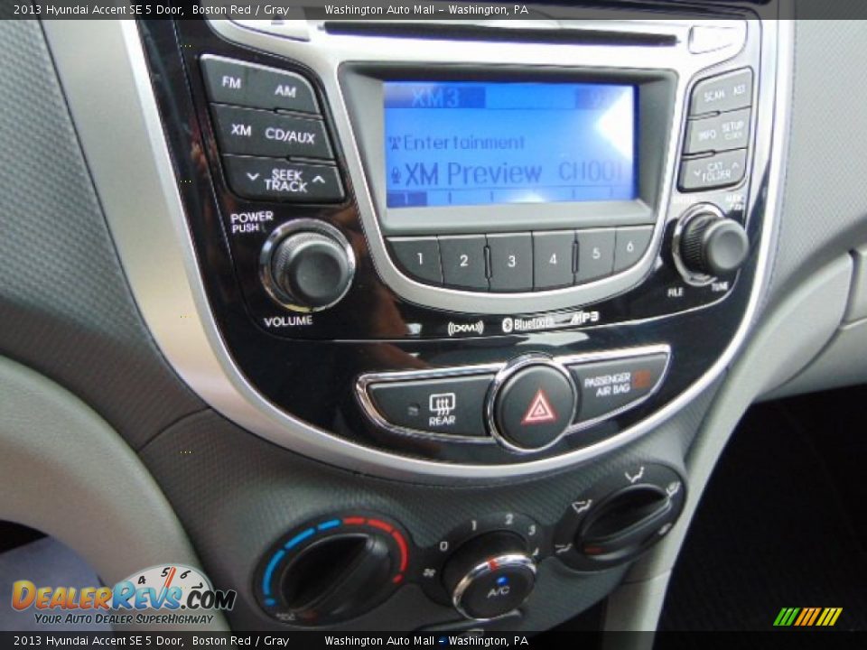 2013 Hyundai Accent SE 5 Door Boston Red / Gray Photo #14
