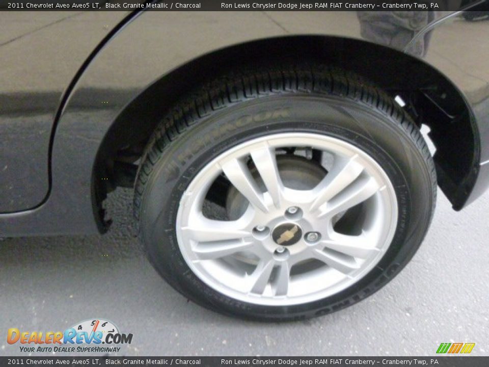 2011 Chevrolet Aveo Aveo5 LT Black Granite Metallic / Charcoal Photo #9