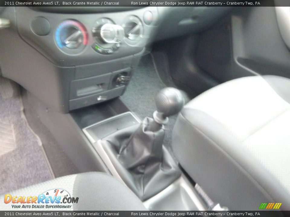 2011 Chevrolet Aveo Aveo5 LT Black Granite Metallic / Charcoal Photo #17