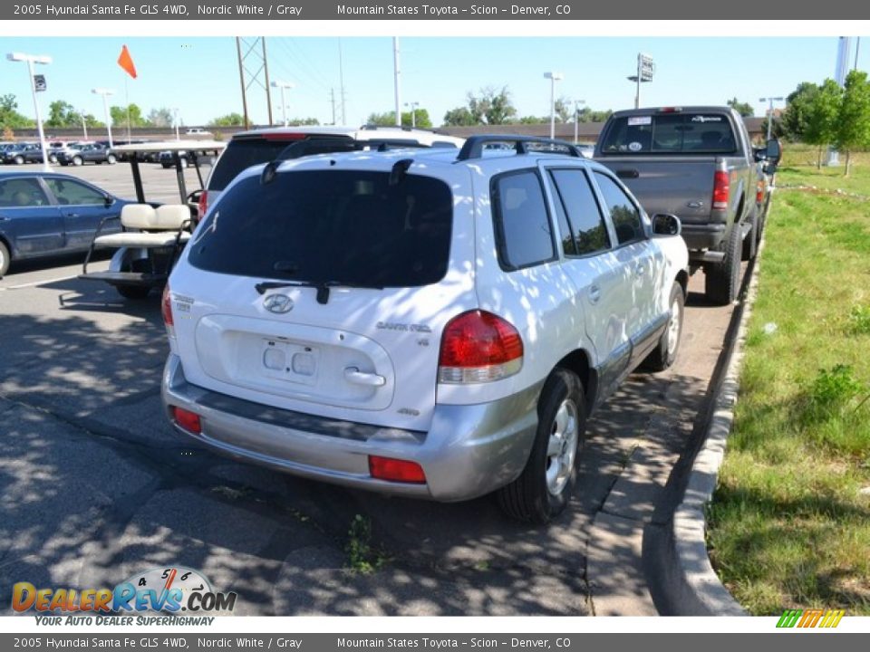 2005 Hyundai Santa Fe GLS 4WD Nordic White / Gray Photo #2