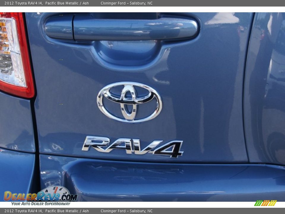 2012 Toyota RAV4 I4 Pacific Blue Metallic / Ash Photo #18
