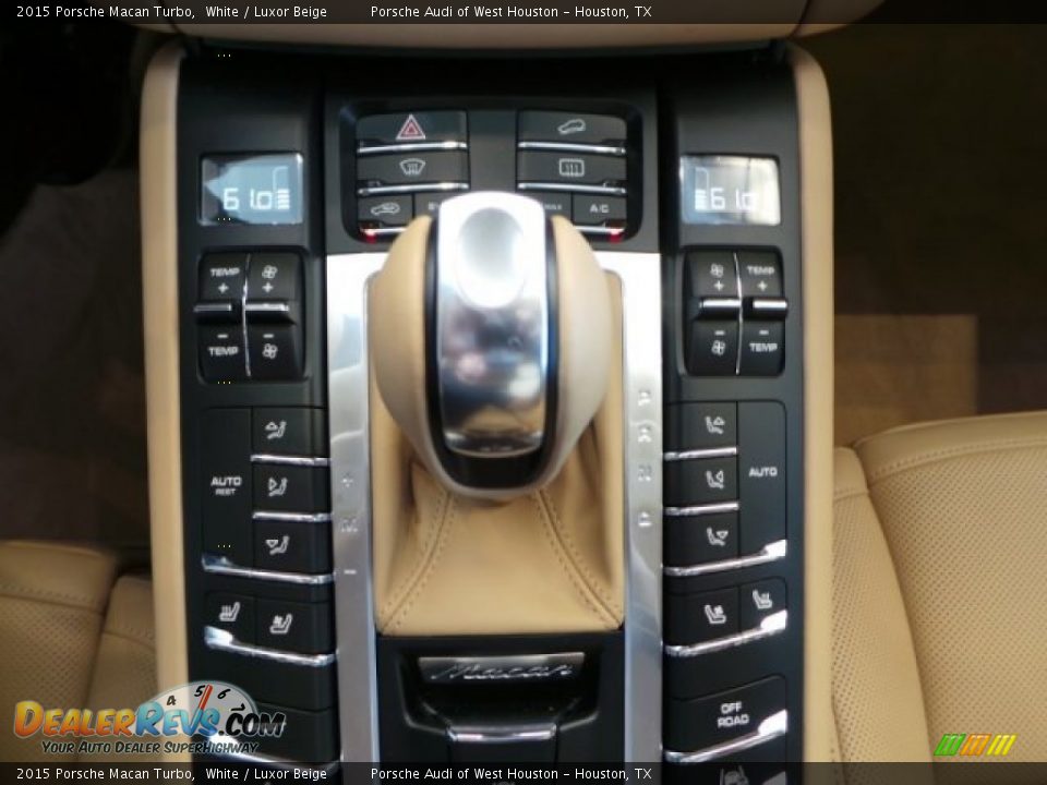 2015 Porsche Macan Turbo Shifter Photo #19