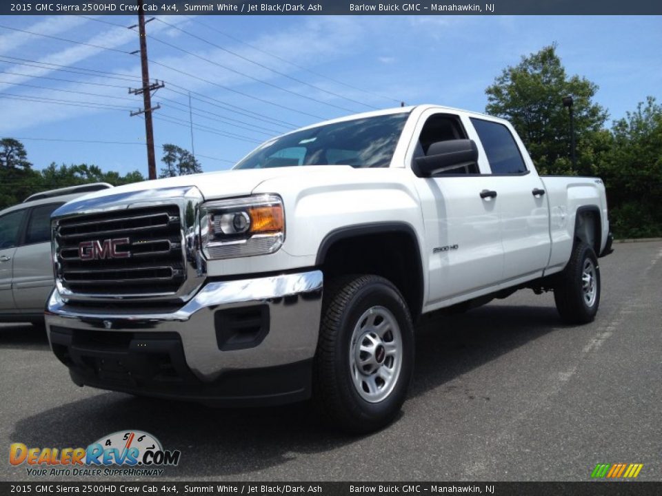 Front 3/4 View of 2015 GMC Sierra 2500HD Crew Cab 4x4 Photo #1