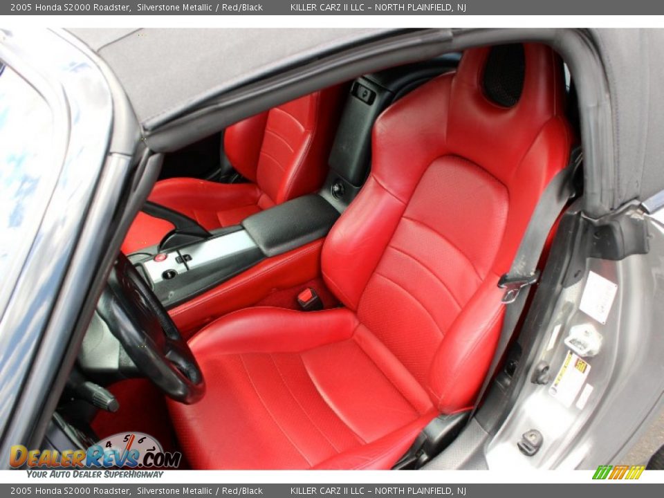2005 Honda S2000 Roadster Silverstone Metallic / Red/Black Photo #9