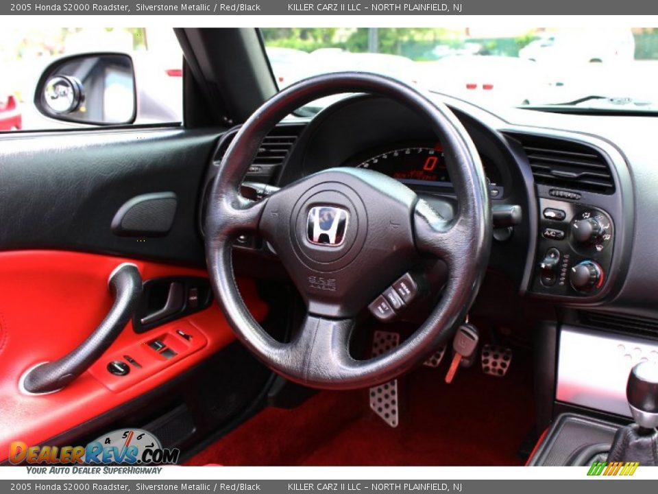 2005 Honda S2000 Roadster Silverstone Metallic / Red/Black Photo #23
