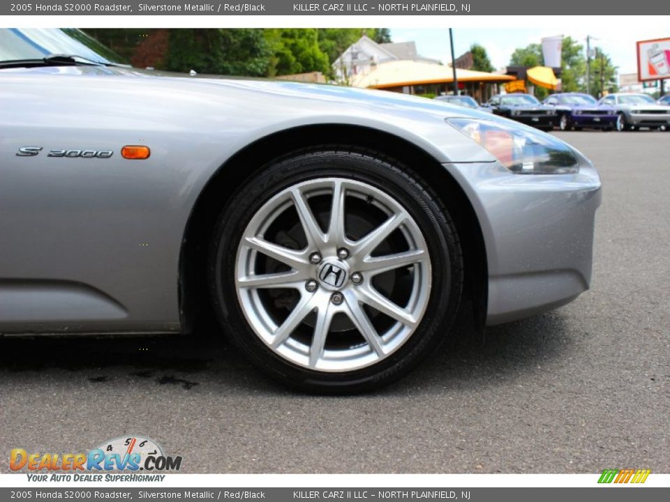 2005 Honda S2000 Roadster Silverstone Metallic / Red/Black Photo #34