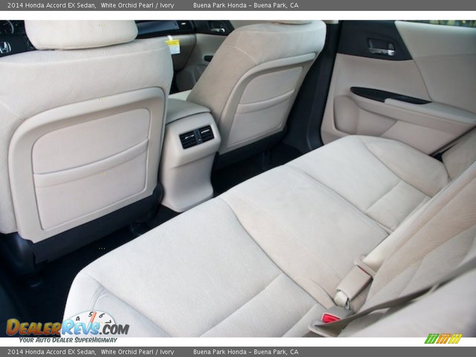 2014 Honda Accord EX Sedan White Orchid Pearl / Ivory Photo #13