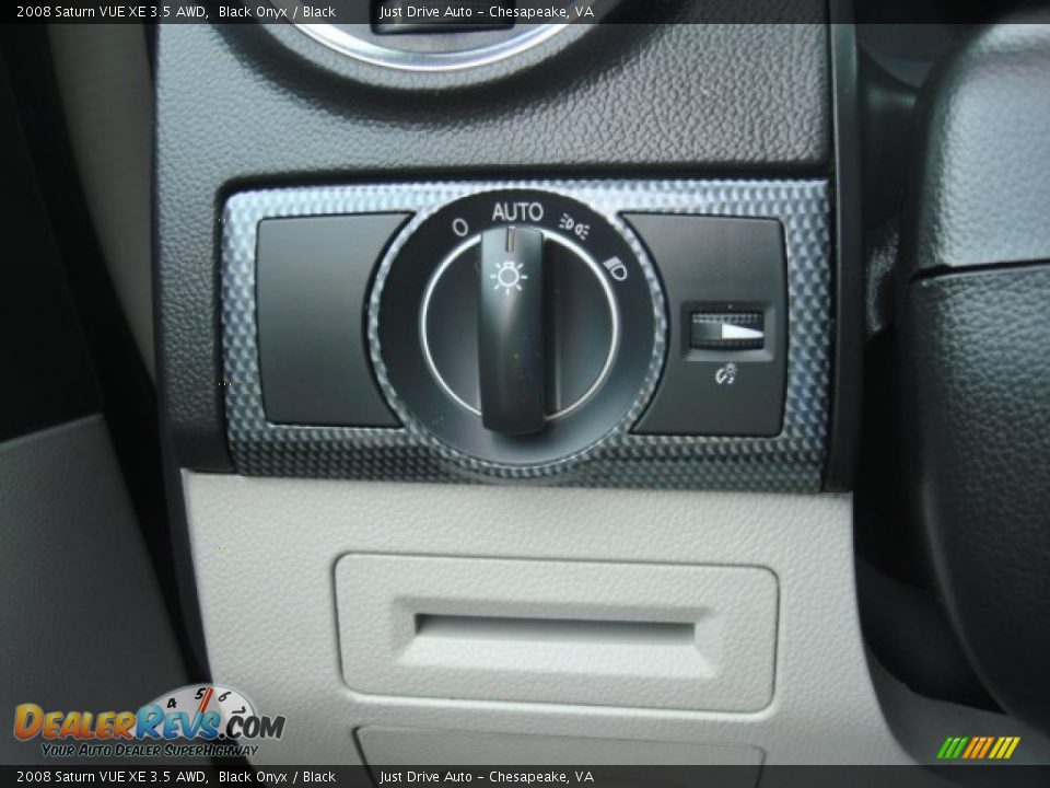 Controls of 2008 Saturn VUE XE 3.5 AWD Photo #9