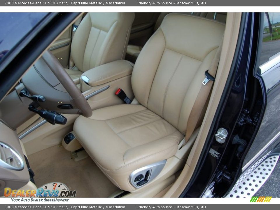 Front Seat of 2008 Mercedes-Benz GL 550 4Matic Photo #19