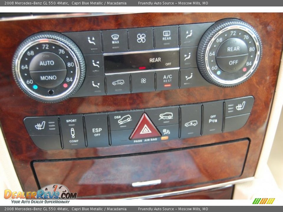 Controls of 2008 Mercedes-Benz GL 550 4Matic Photo #27