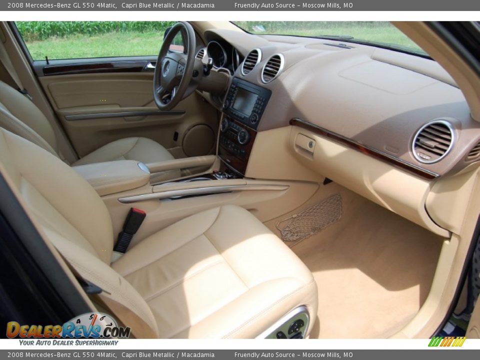 Dashboard of 2008 Mercedes-Benz GL 550 4Matic Photo #31