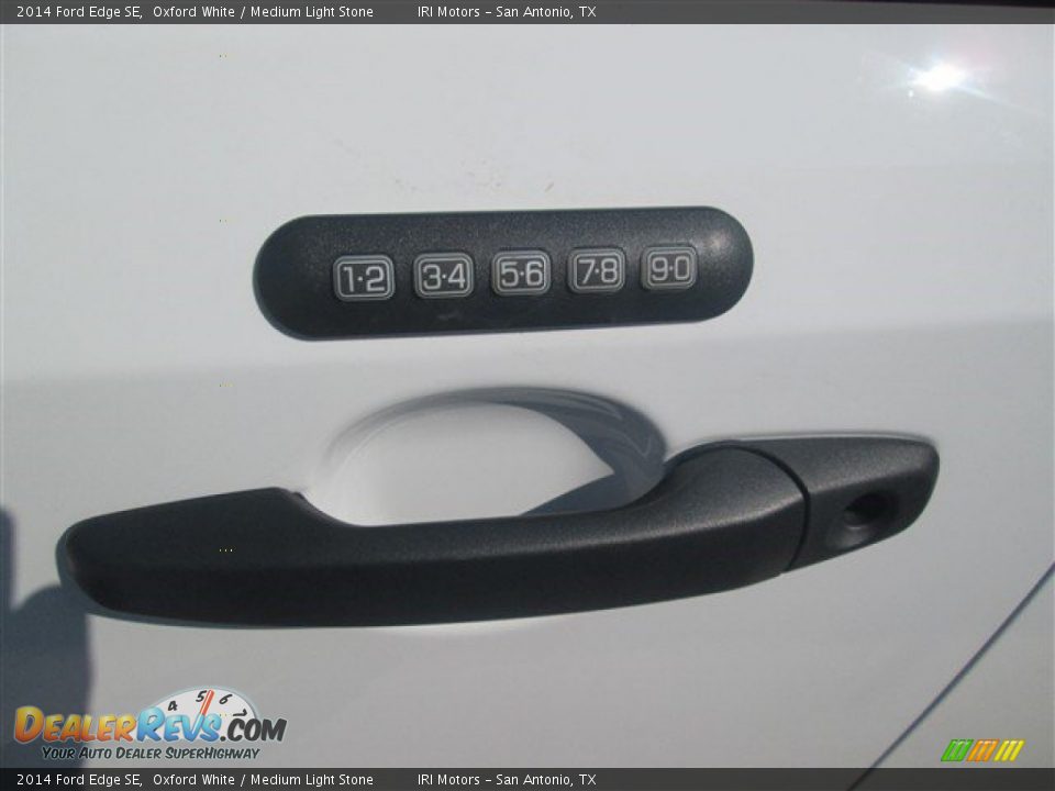 2014 Ford Edge SE Oxford White / Medium Light Stone Photo #11