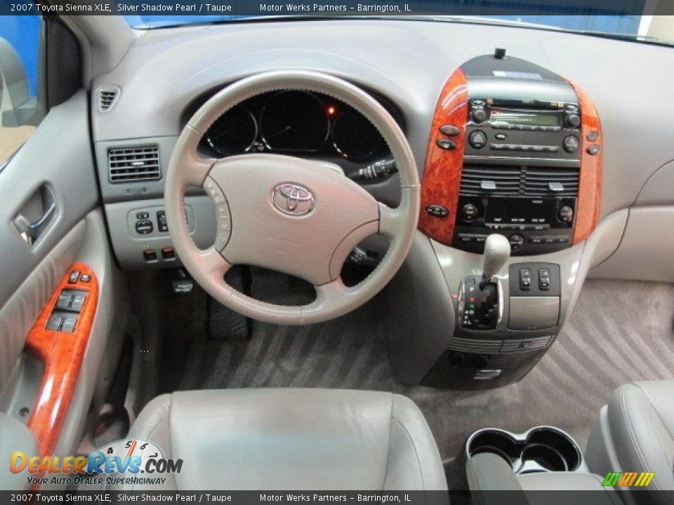 2007 Toyota Sienna XLE Silver Shadow Pearl / Taupe Photo #13