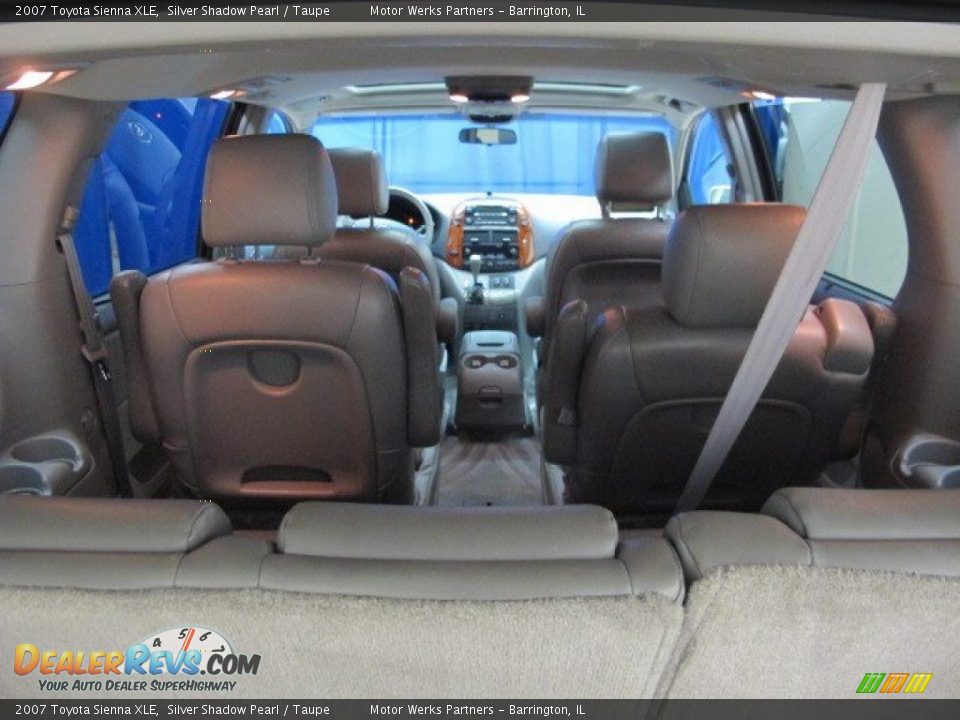 2007 Toyota Sienna XLE Silver Shadow Pearl / Taupe Photo #22