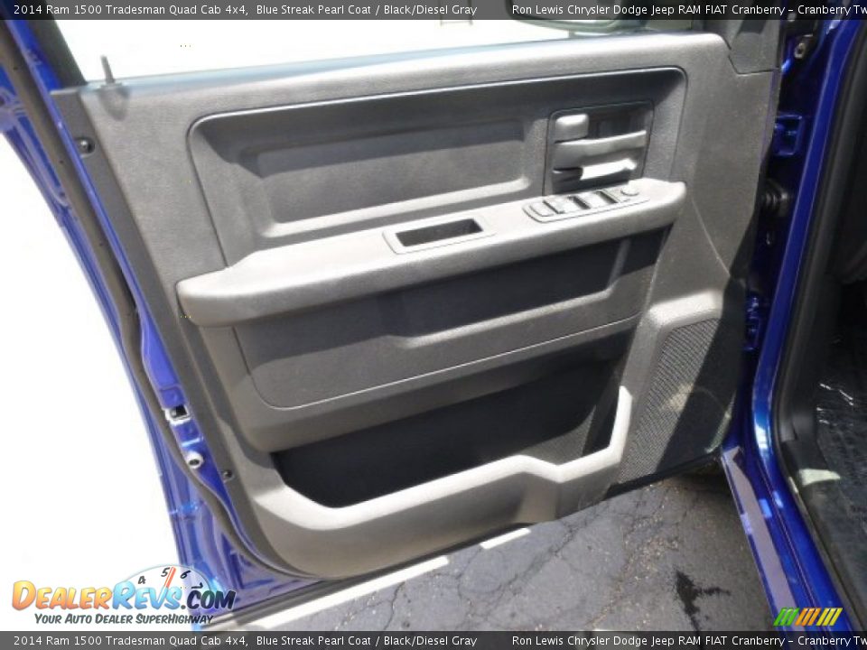 2014 Ram 1500 Tradesman Quad Cab 4x4 Blue Streak Pearl Coat / Black/Diesel Gray Photo #11