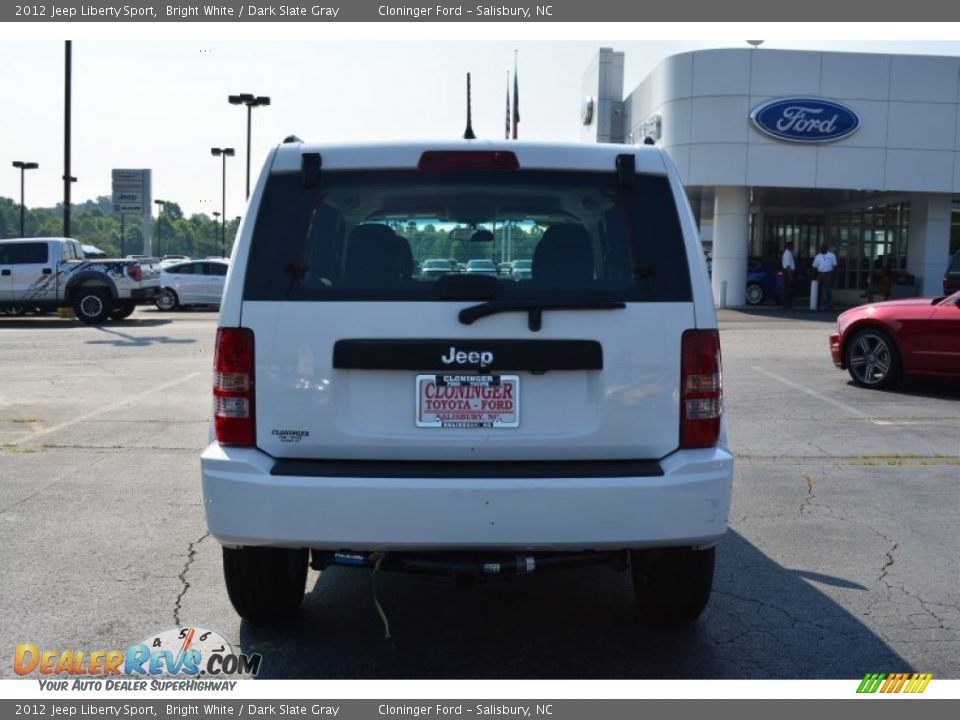 2012 Jeep Liberty Sport Bright White / Dark Slate Gray Photo #5