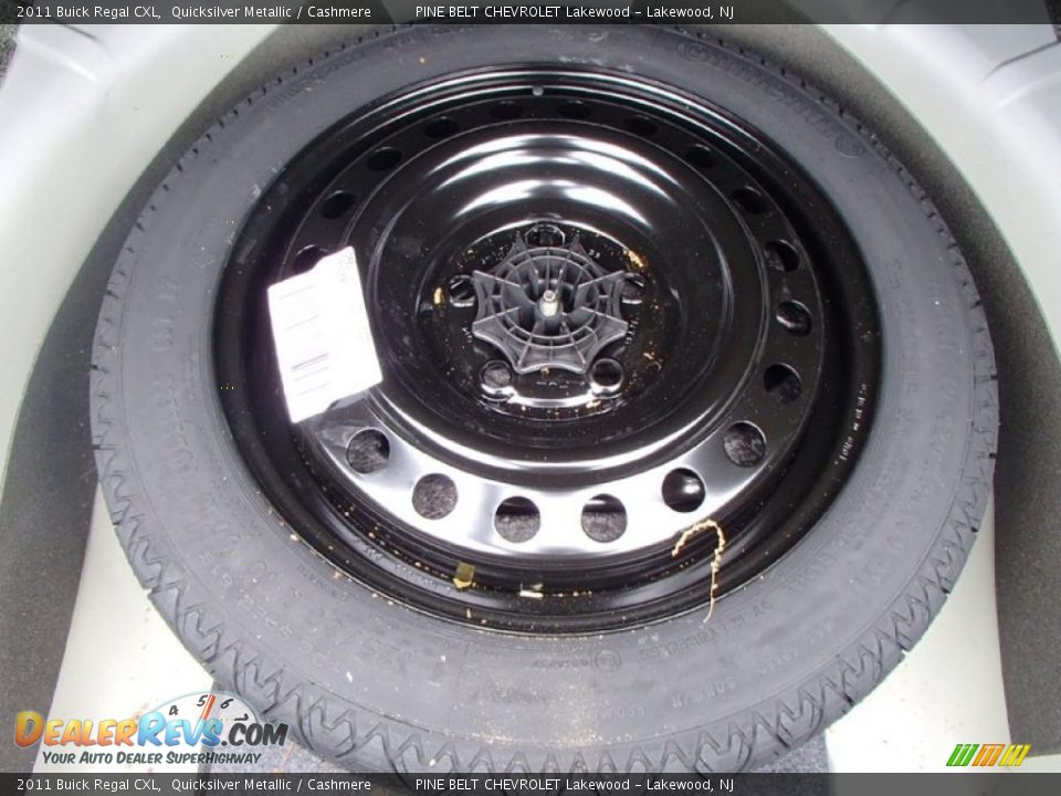2011 Buick Regal CXL Quicksilver Metallic / Cashmere Photo #23