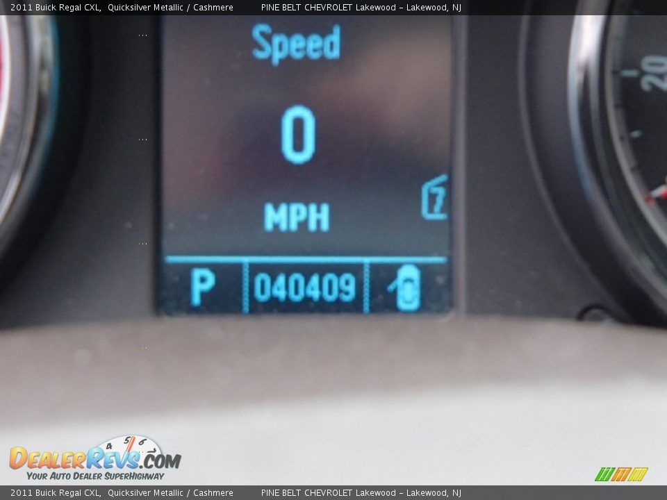 2011 Buick Regal CXL Quicksilver Metallic / Cashmere Photo #28