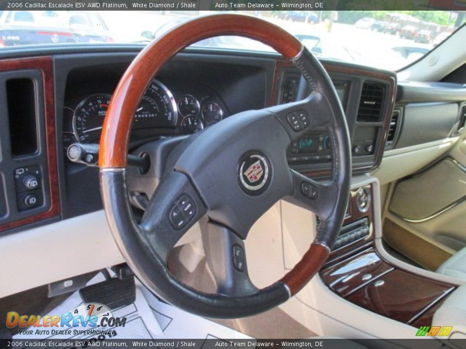 2006 Cadillac Escalade ESV AWD Platinum Steering Wheel Photo #10