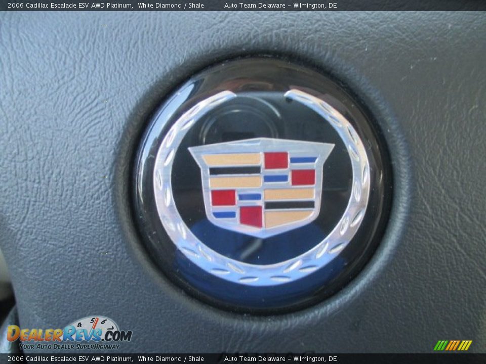 2006 Cadillac Escalade ESV AWD Platinum White Diamond / Shale Photo #26