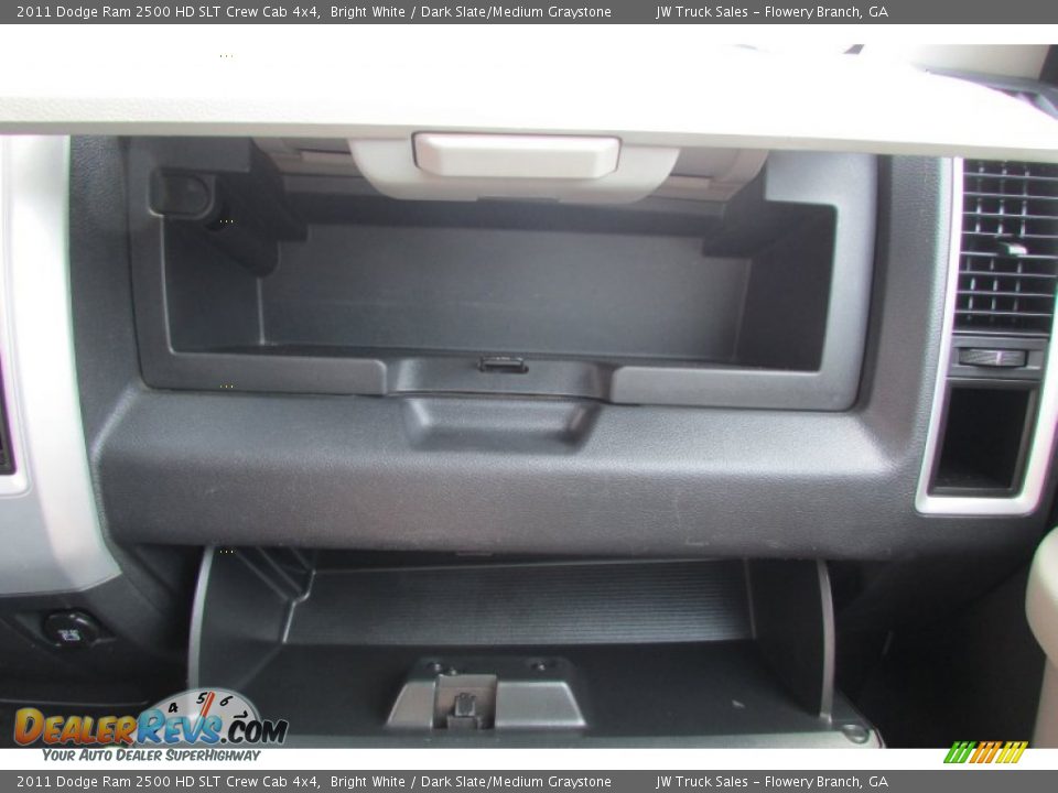2011 Dodge Ram 2500 HD SLT Crew Cab 4x4 Bright White / Dark Slate/Medium Graystone Photo #17