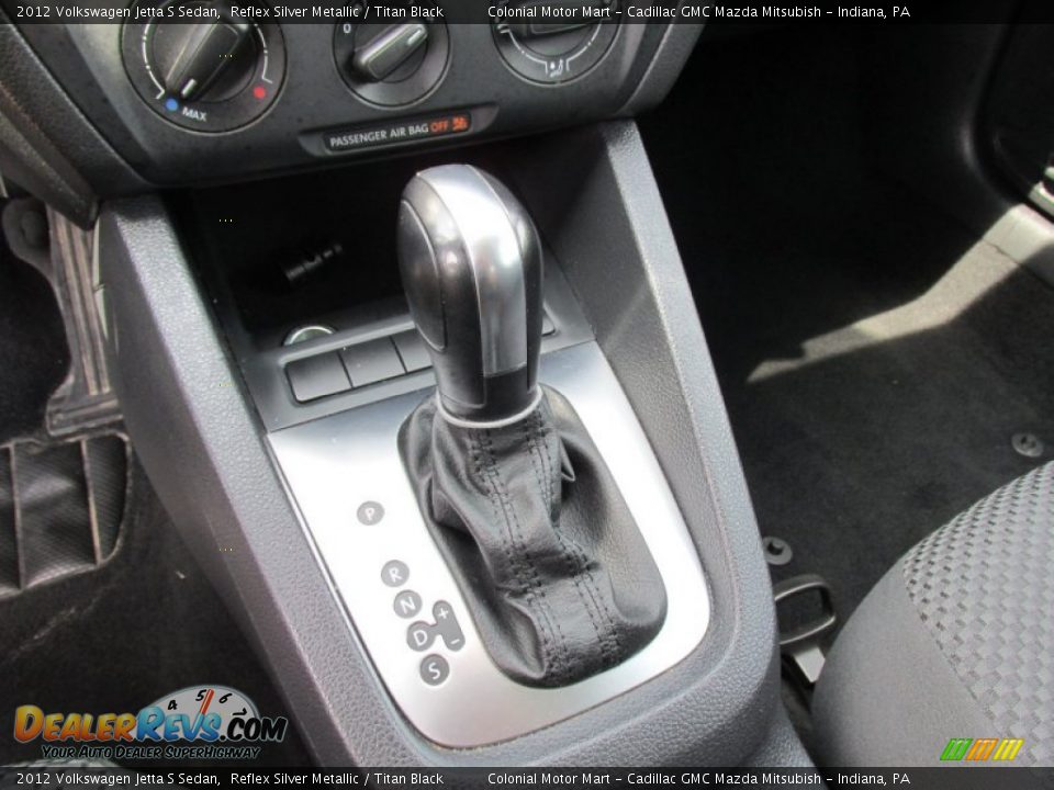 2012 Volkswagen Jetta S Sedan Reflex Silver Metallic / Titan Black Photo #15
