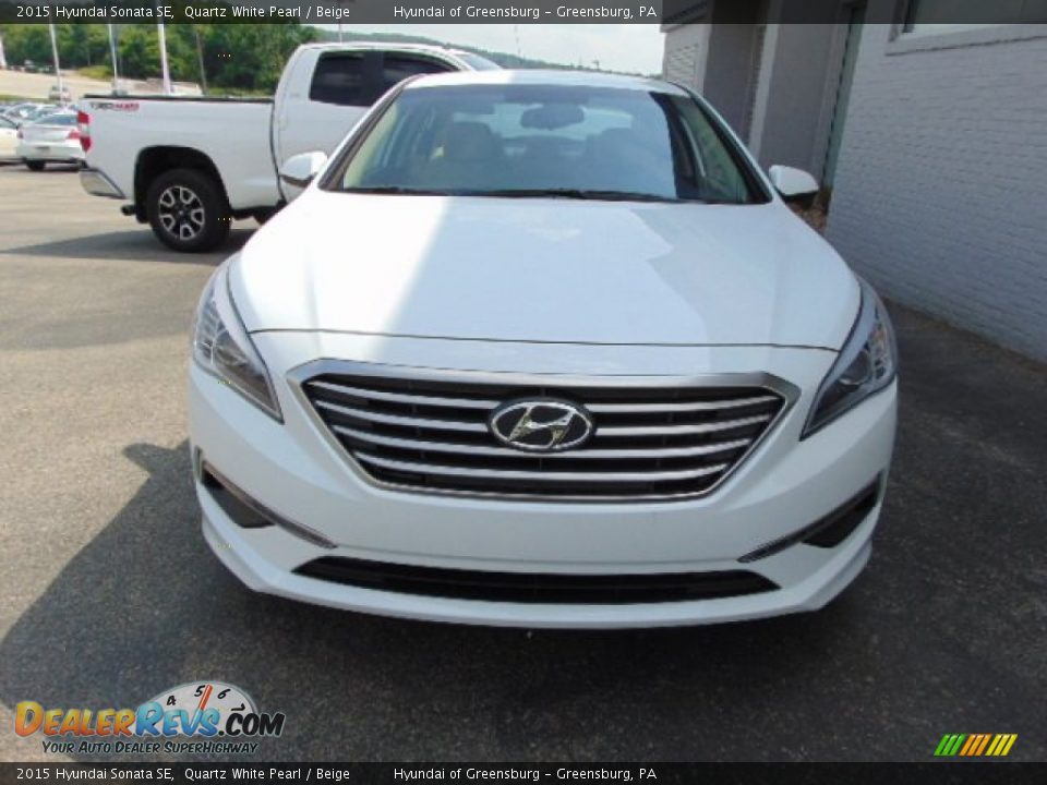 2015 Hyundai Sonata SE Quartz White Pearl / Beige Photo #4