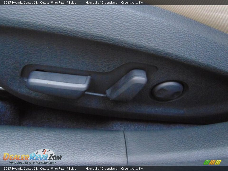 2015 Hyundai Sonata SE Quartz White Pearl / Beige Photo #10