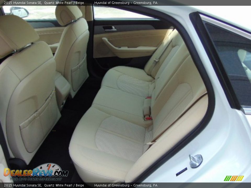 2015 Hyundai Sonata SE Quartz White Pearl / Beige Photo #12