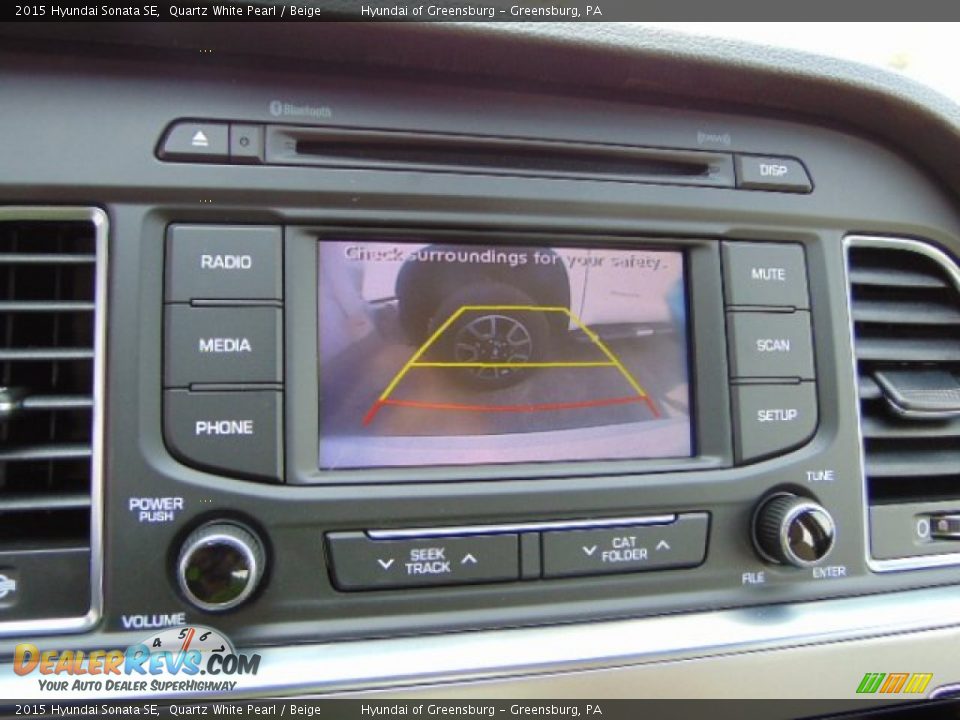 2015 Hyundai Sonata SE Quartz White Pearl / Beige Photo #16