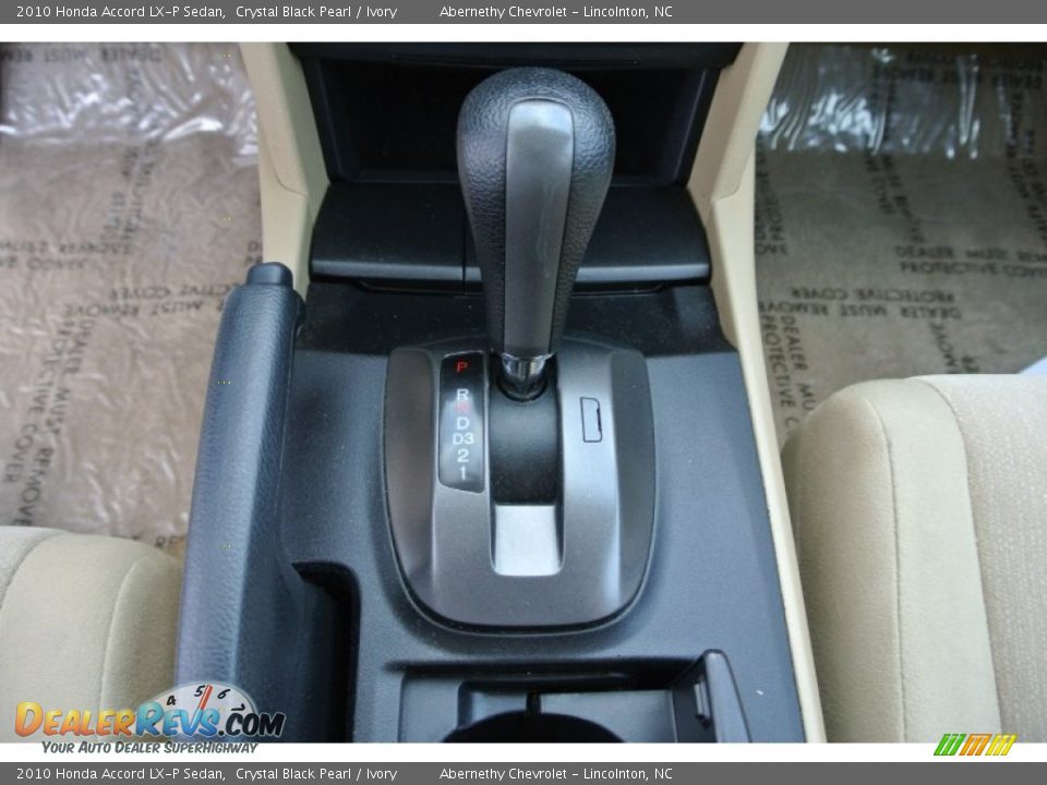 2010 Honda Accord LX-P Sedan Crystal Black Pearl / Ivory Photo #13