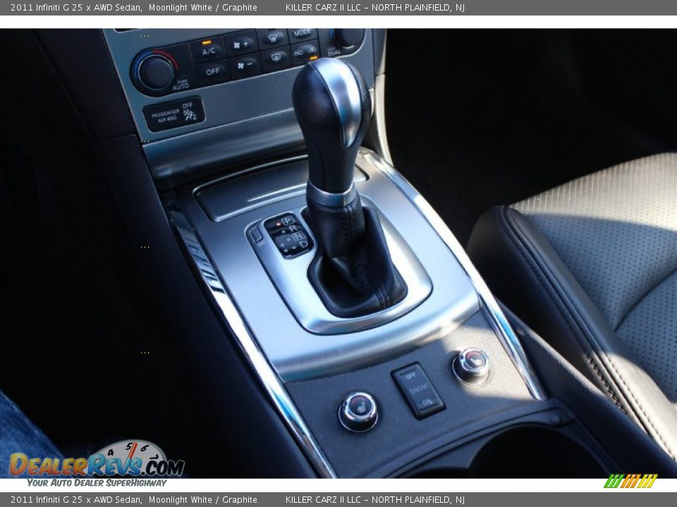 2011 Infiniti G 25 x AWD Sedan Moonlight White / Graphite Photo #18