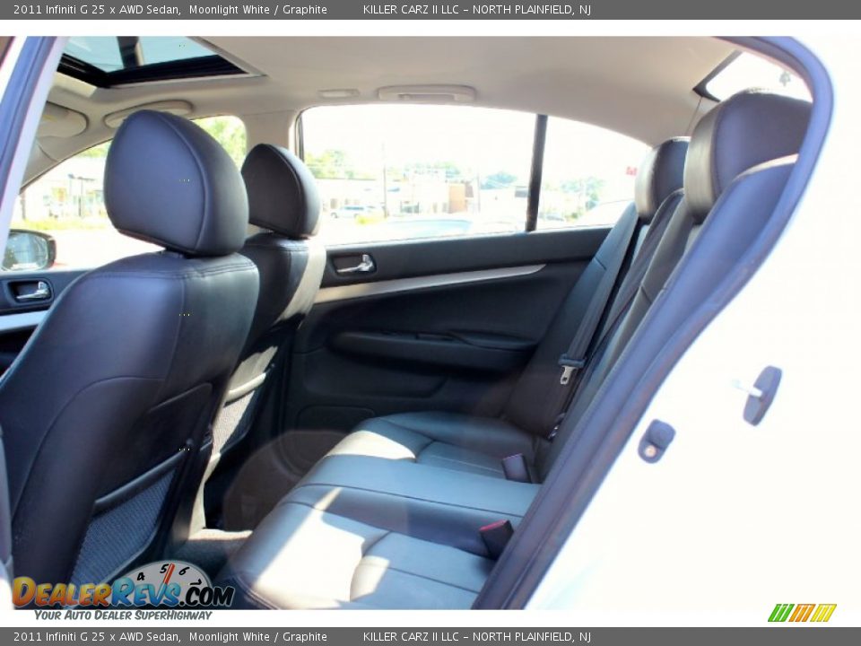 2011 Infiniti G 25 x AWD Sedan Moonlight White / Graphite Photo #23
