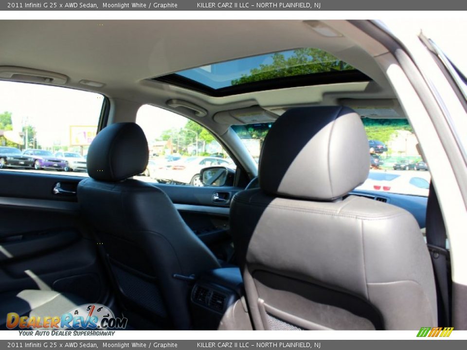 2011 Infiniti G 25 x AWD Sedan Moonlight White / Graphite Photo #25