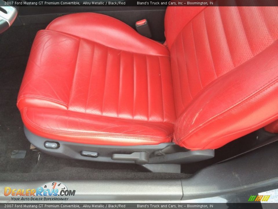 Front Seat of 2007 Ford Mustang GT Premium Convertible Photo #2