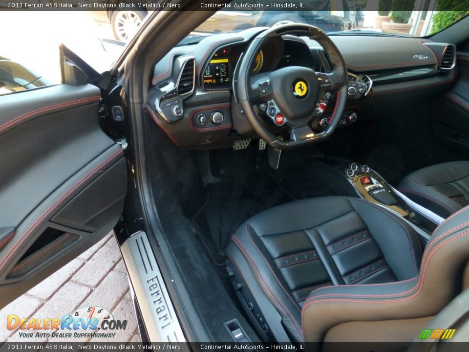 Nero Interior - 2013 Ferrari 458 Italia Photo #12