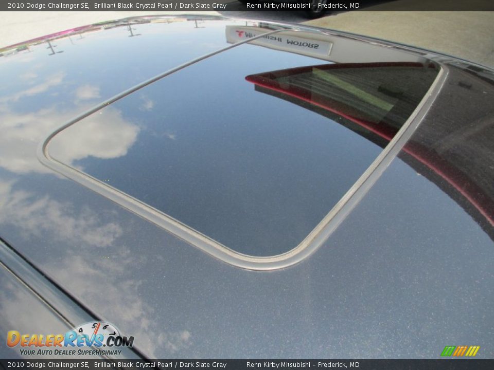 2010 Dodge Challenger SE Brilliant Black Crystal Pearl / Dark Slate Gray Photo #9