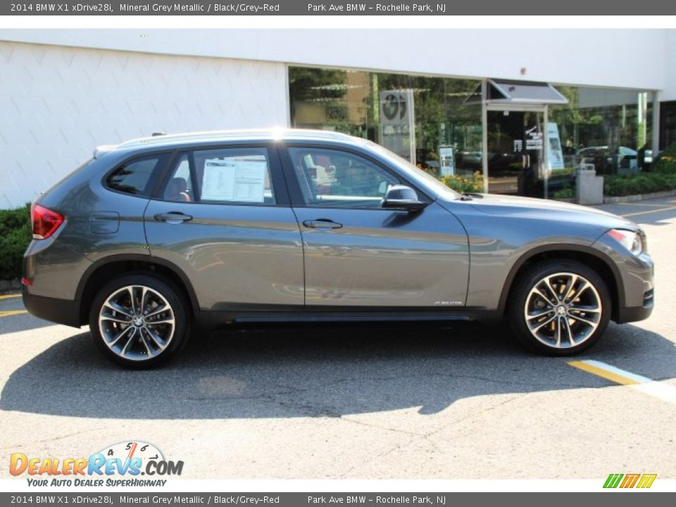 2014 BMW X1 xDrive28i Mineral Grey Metallic / Black/Grey-Red Photo #2