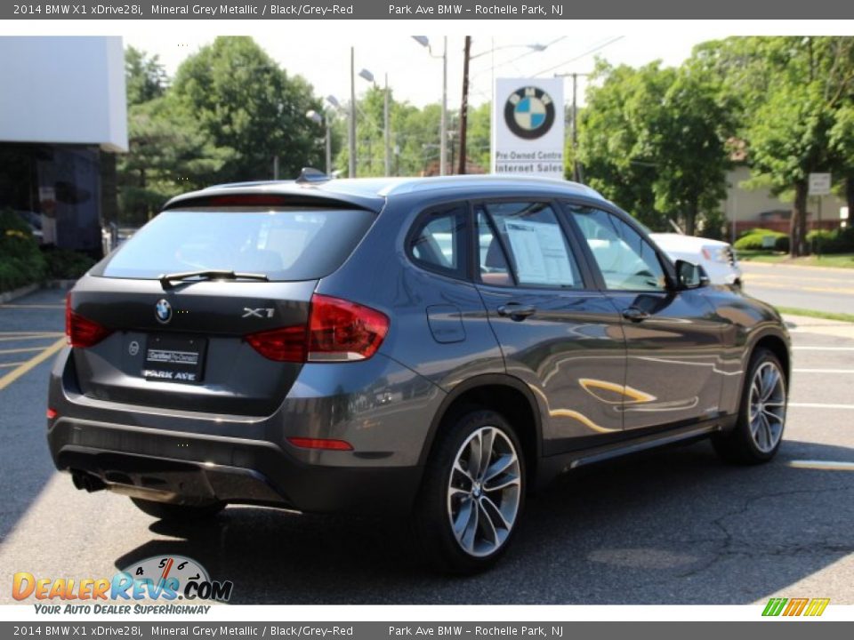 2014 BMW X1 xDrive28i Mineral Grey Metallic / Black/Grey-Red Photo #3