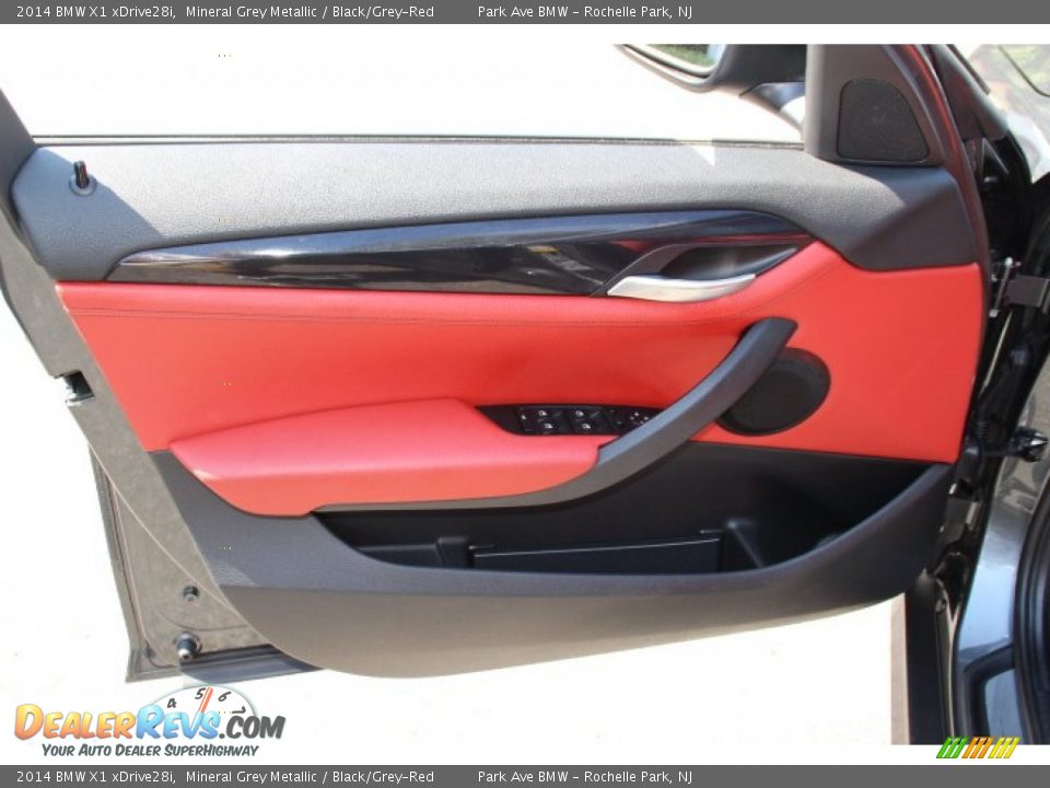2014 BMW X1 xDrive28i Mineral Grey Metallic / Black/Grey-Red Photo #9