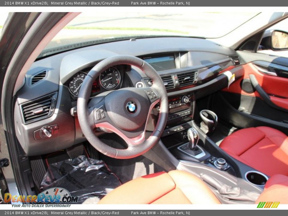 2014 BMW X1 xDrive28i Mineral Grey Metallic / Black/Grey-Red Photo #10