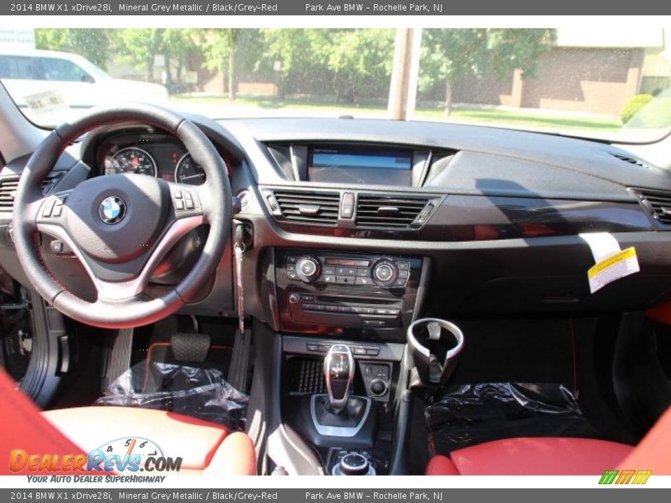 2014 BMW X1 xDrive28i Mineral Grey Metallic / Black/Grey-Red Photo #13