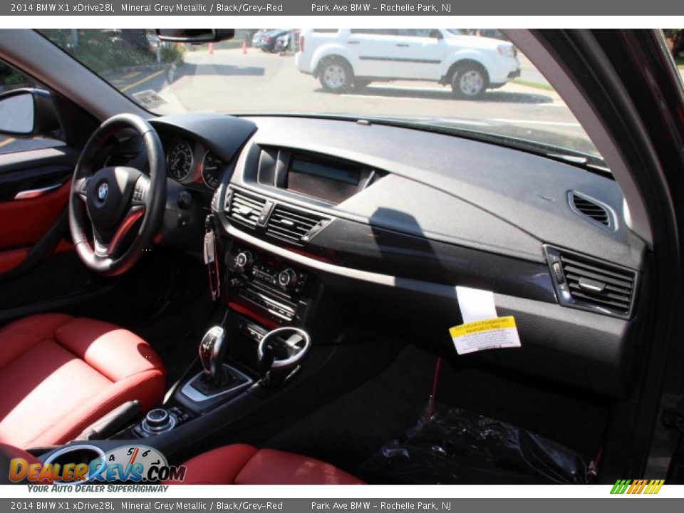2014 BMW X1 xDrive28i Mineral Grey Metallic / Black/Grey-Red Photo #25