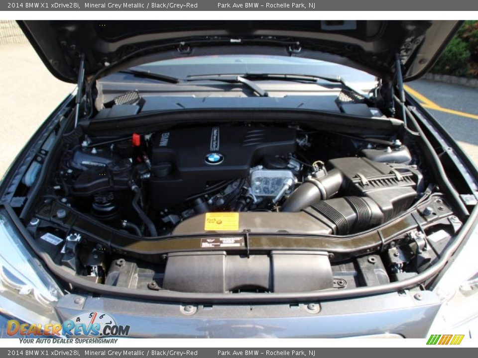 2014 BMW X1 xDrive28i Mineral Grey Metallic / Black/Grey-Red Photo #28