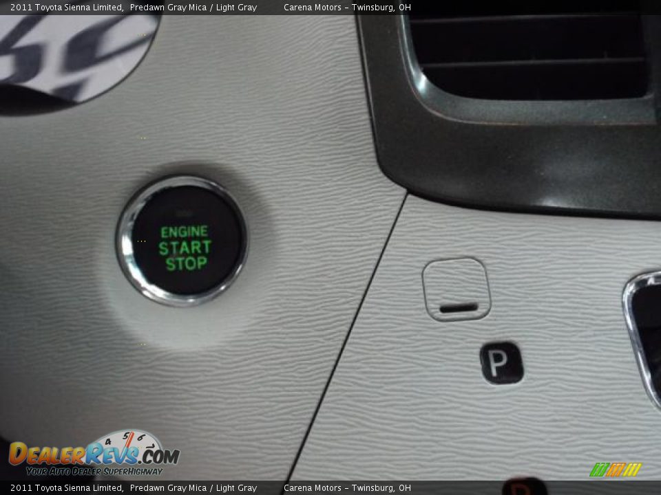 2011 Toyota Sienna Limited Predawn Gray Mica / Light Gray Photo #22