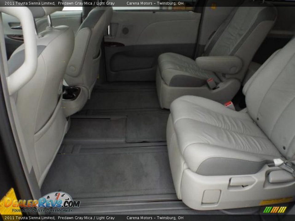 2011 Toyota Sienna Limited Predawn Gray Mica / Light Gray Photo #26