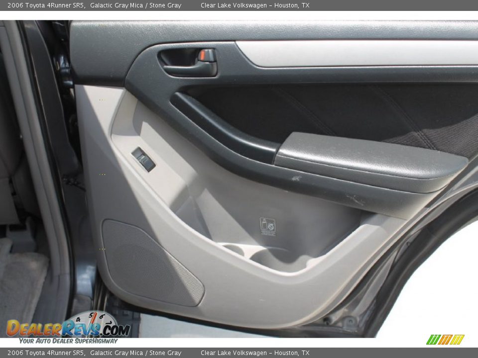 2006 Toyota 4Runner SR5 Galactic Gray Mica / Stone Gray Photo #30