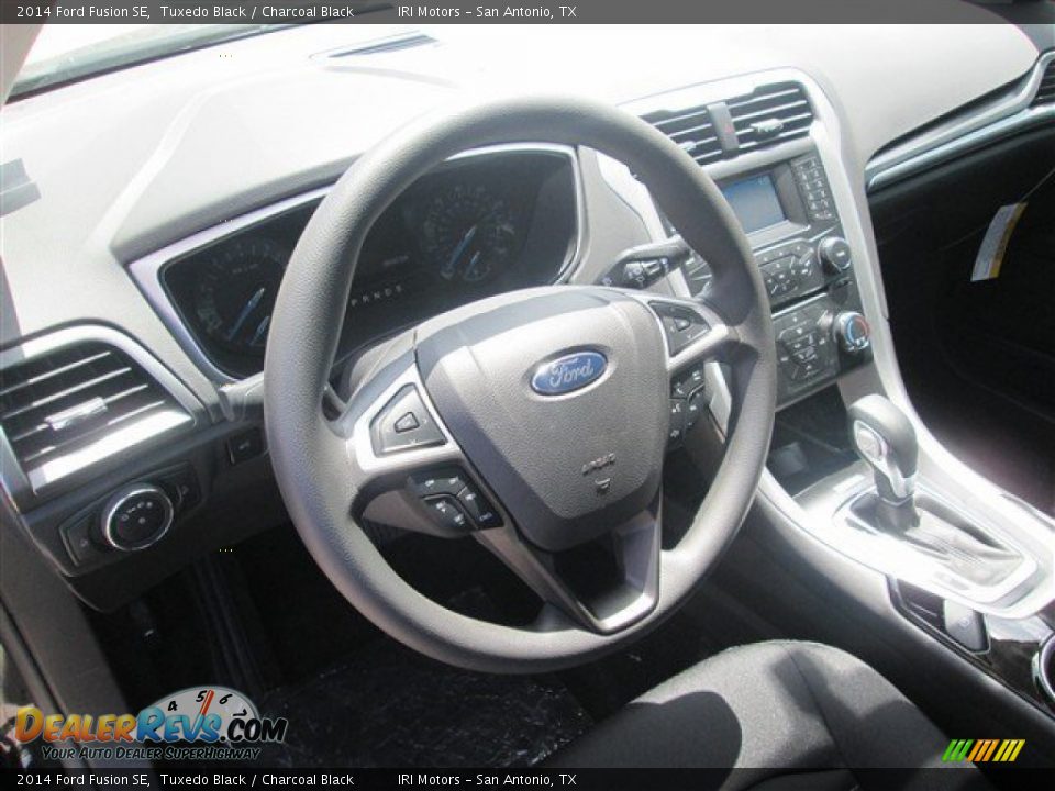 2014 Ford Fusion SE Tuxedo Black / Charcoal Black Photo #10